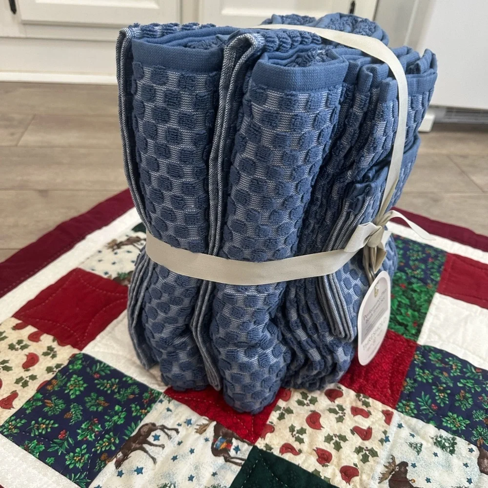 New Threshold 6 Pc Luxury Bath Towel Set Built in Hook Loops Textured Blue